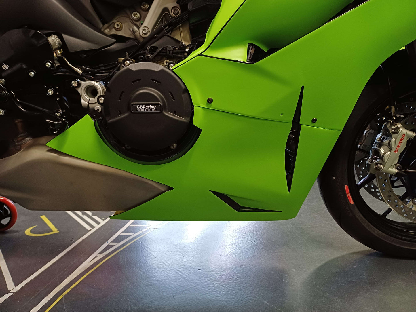 2025 DUCATI PANIGALE V4 / V4S PLASTIC BIKE RACE-FAIRINGS TEMPLATE