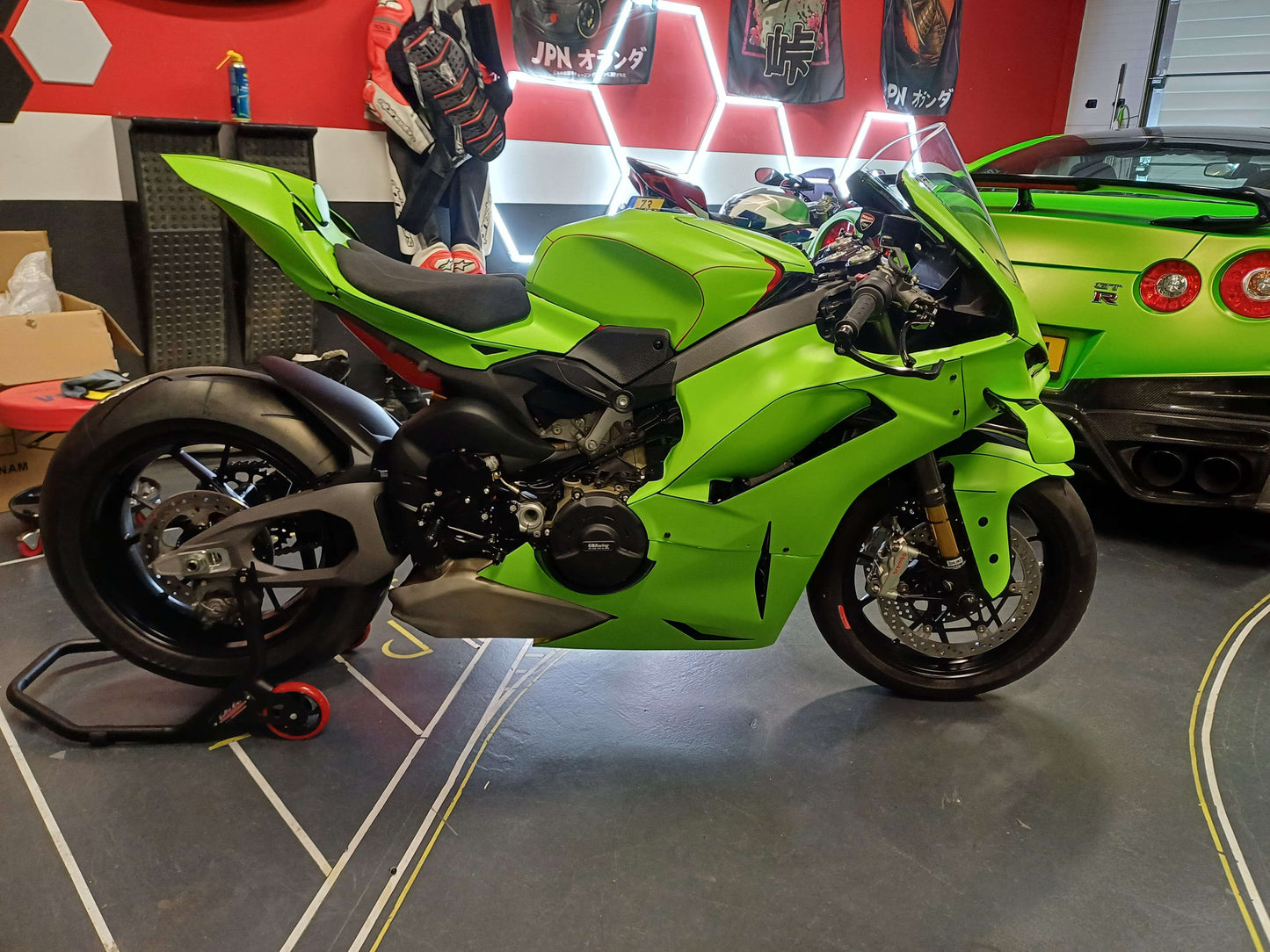 2025 DUCATI PANIGALE V4 / V4S PLASTIC BIKE RACE-FAIRINGS TEMPLATE