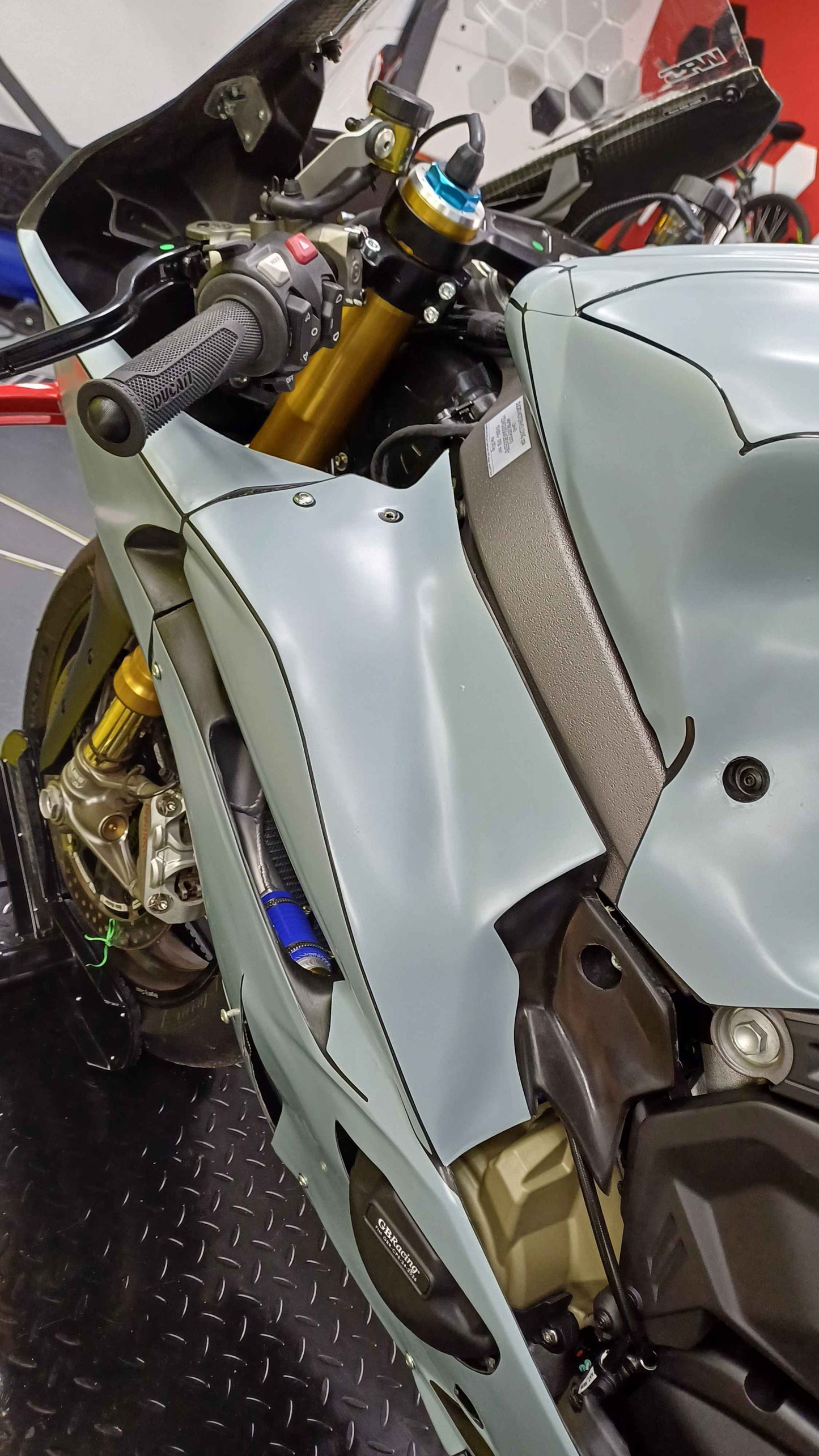 2025 / 2026 DUCATI PANIGALE V4 / V4S S2 CONCEPT RACE-FAIRINGS TEMPLATE