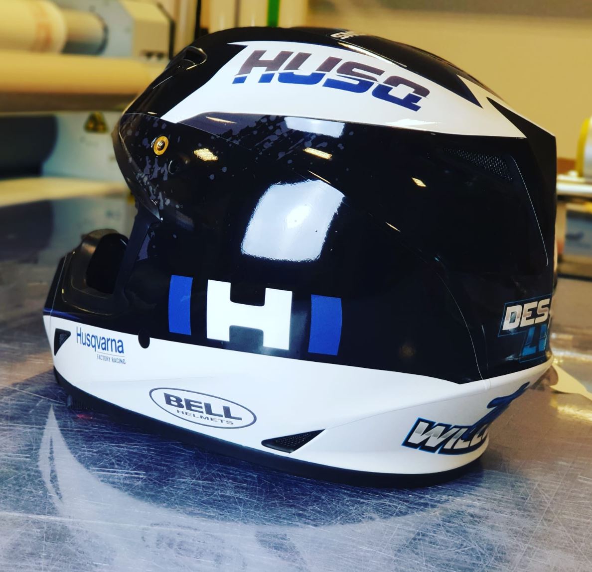 bell helmet factory BELL MX9 (MEDIUM) HELMET TEMPLATE – MKS-Graphics