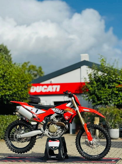 2025 / 2026 DUCATI DESMO450 MX TEMPLATE