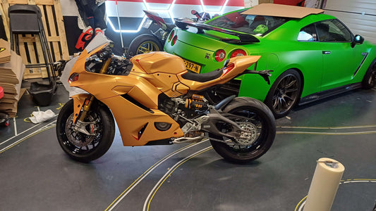 2025 & 2026 DUCATI PANIGALE V2 OEM / PERFORMANCE FAIRINGS TEMPLATE