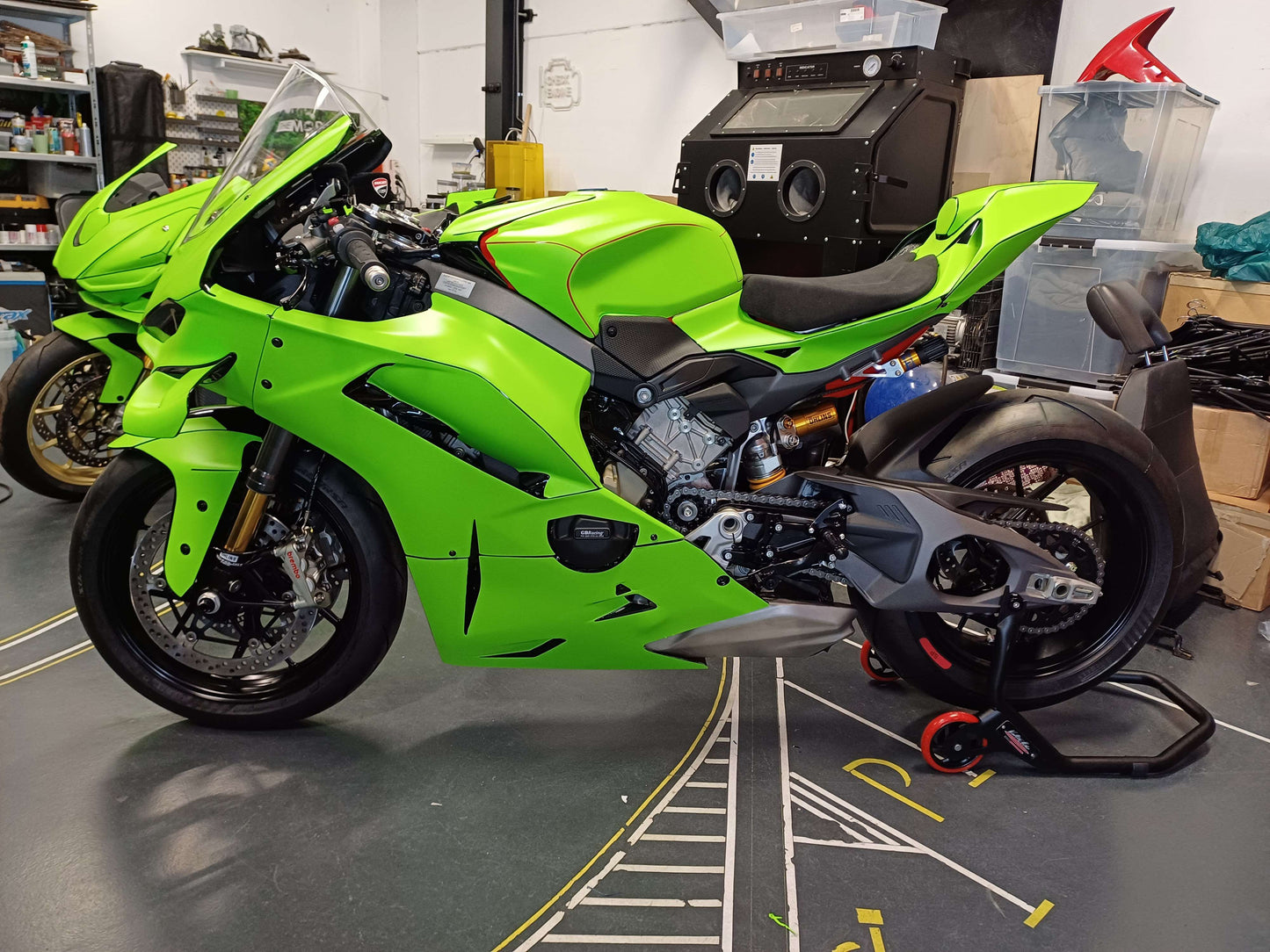 2025 DUCATI PANIGALE V4 / V4S PLASTIC BIKE RACE-FAIRINGS TEMPLATE