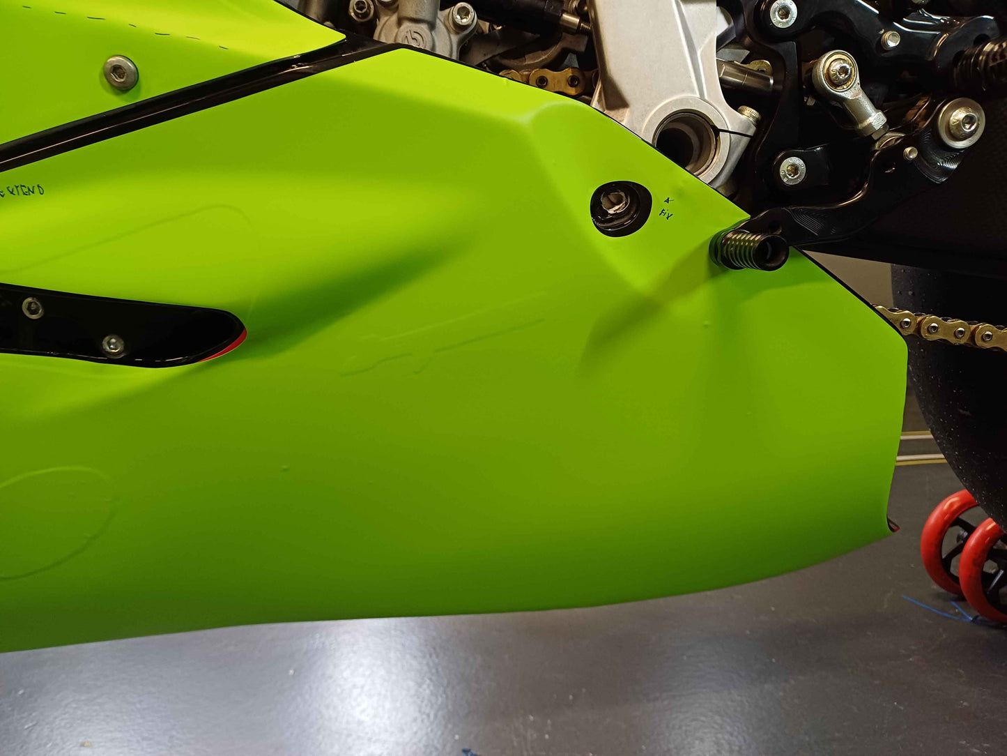 2020 TO 2024 DUCATI PANIGALE V2 PLASTIC BIKE RACE-FAIRINGS TEMPLATE