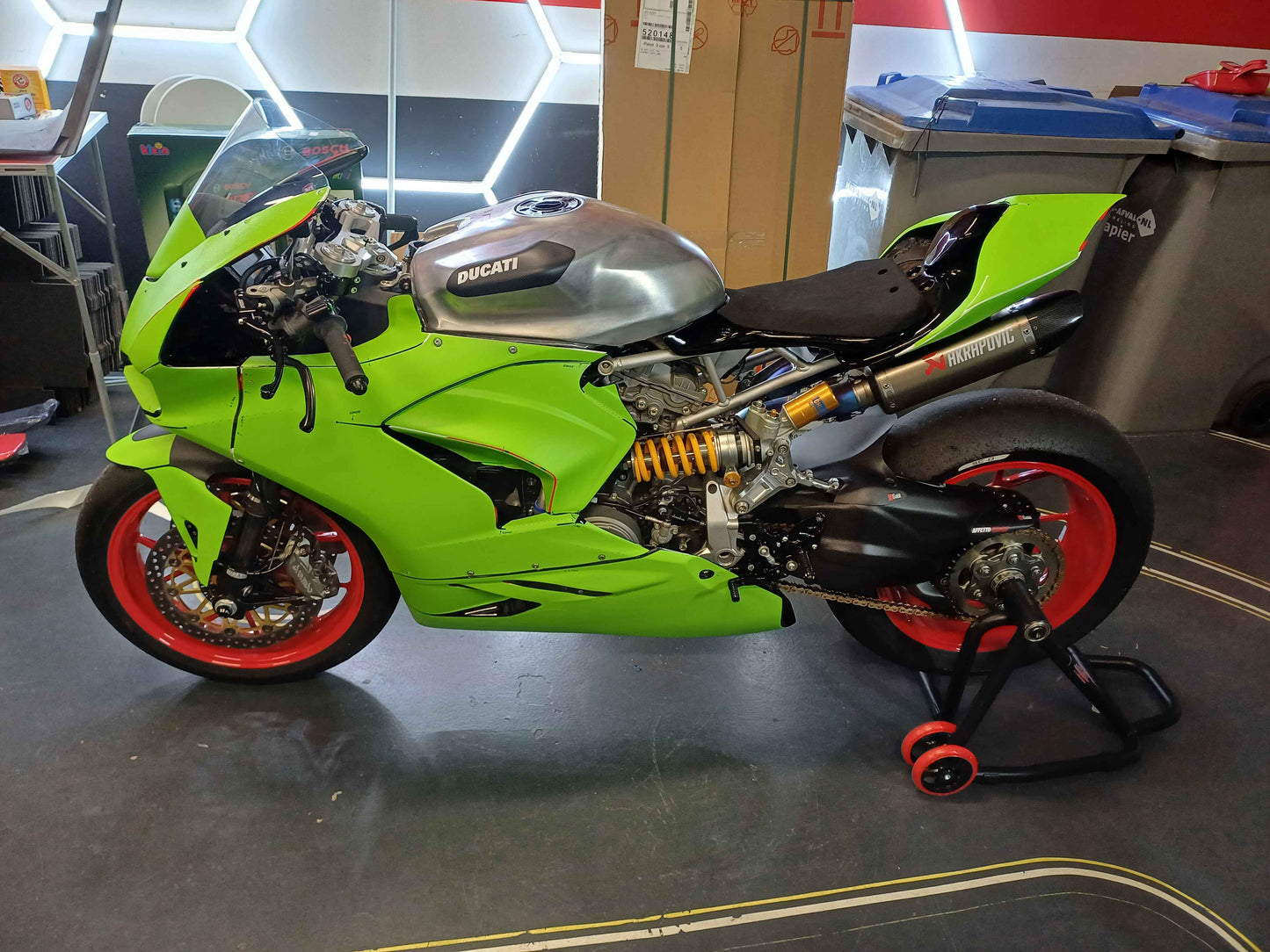 2020 TO 2024 DUCATI PANIGALE V2 PLASTIC BIKE RACE-FAIRINGS TEMPLATE