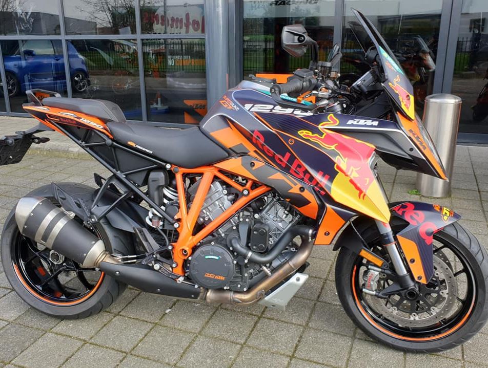 KTM 1290 SUPERDUKE GT 2016 - 2017 - 2018 TEMPLATE
