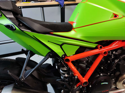 KTM 1390 SUPERDUKE R 2024 TEMPLATE