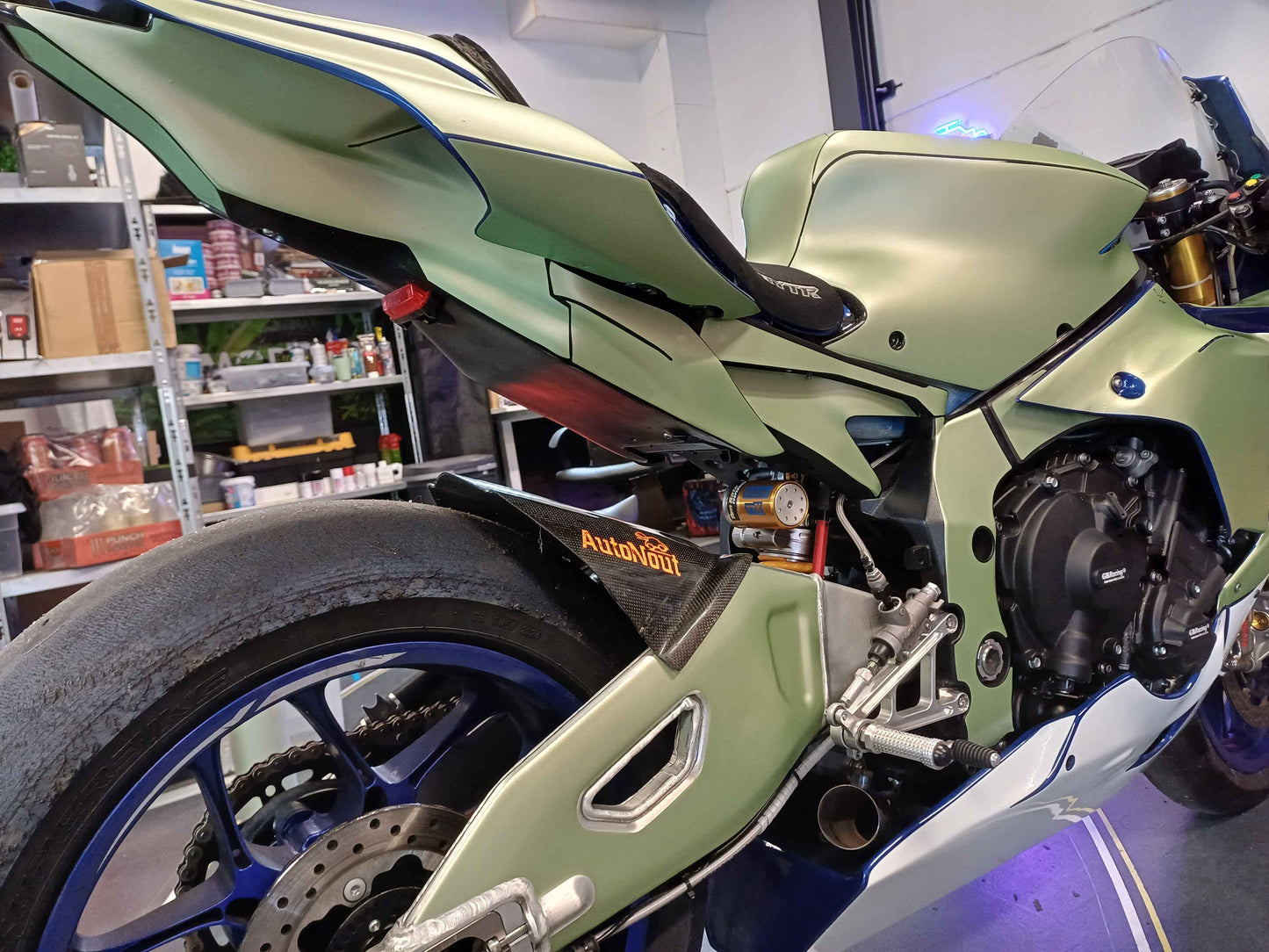 YAMAHA R1 2020, 2021, 2022 MOTOCARBONS RACING FAIRINGS WITH GYTR WINGS AND MOTOCARBONS TANKCOVER TEMPLATE (FAIRINGS, NOT THE TEMPLATE, ALSO FITS 2023, 2024 AND 2025!)