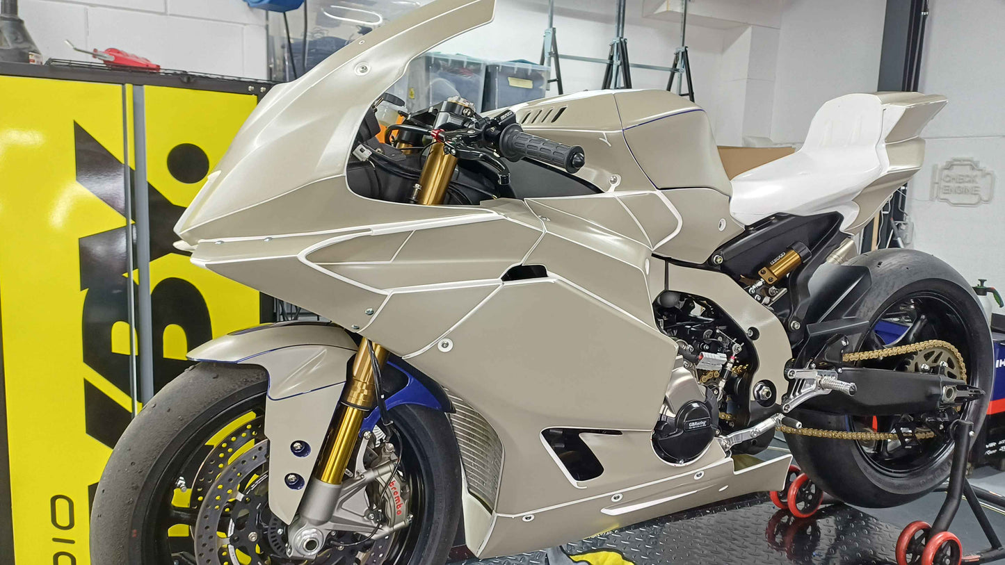 YAMAHA R9 2025 & 2026 PLASTIC BIKE RACE FAIRINGS TEMPLATE