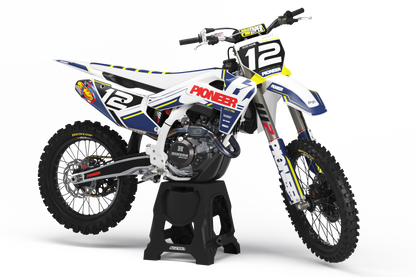 HUSQVARNA - PIONEER - PRE-MADE DESIGN (HUSQVARNA TC/FC 125+ 2025)